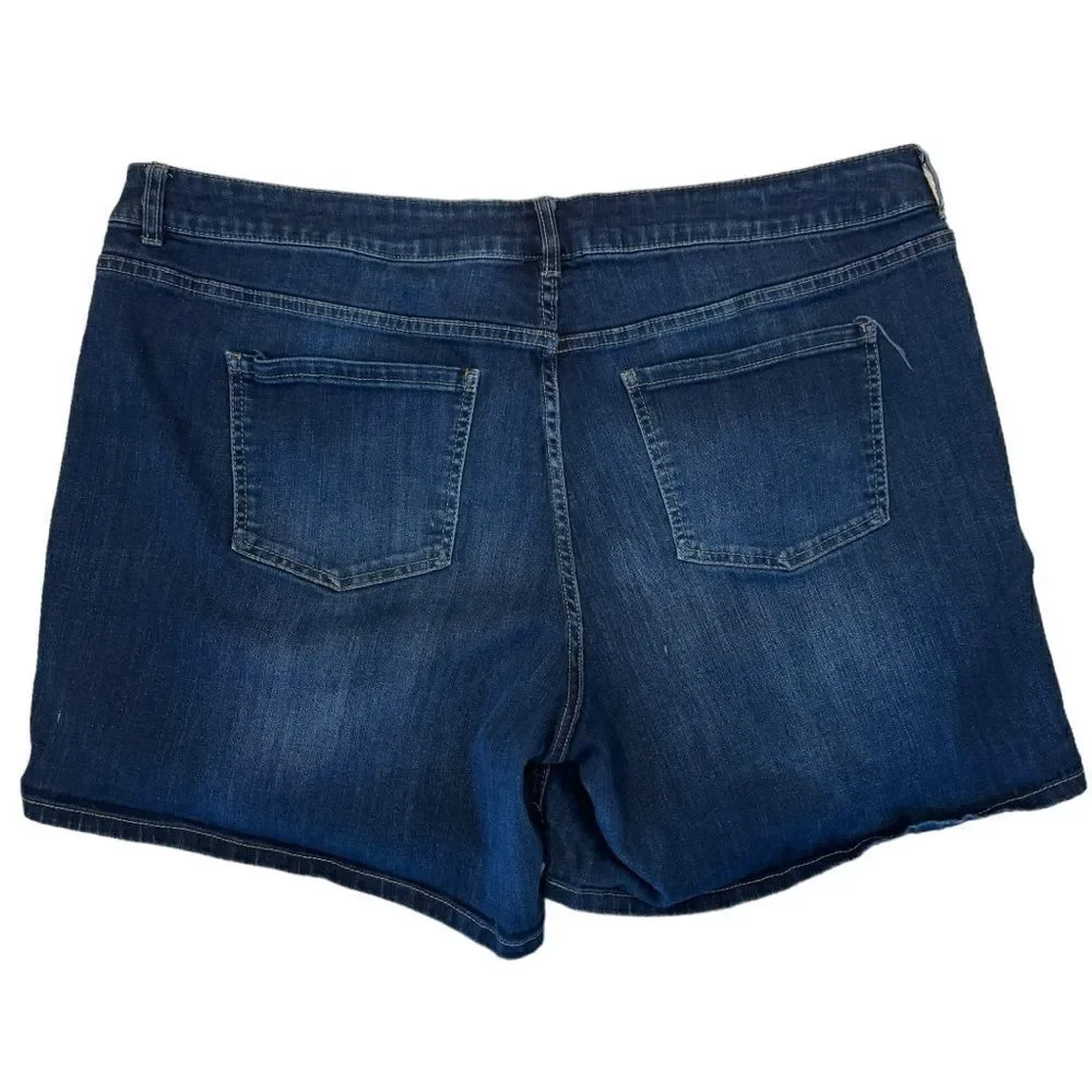 Lane Bryant Women’s Dark Wash Denim Stretch Shorts Size 22